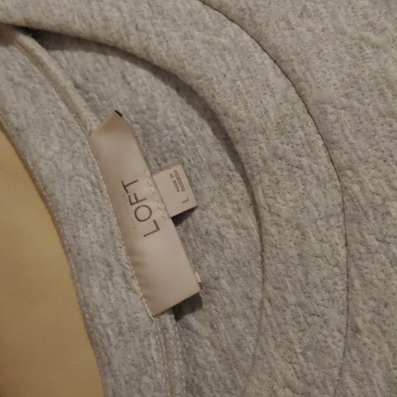 Loft Top - Picture 2 of 6